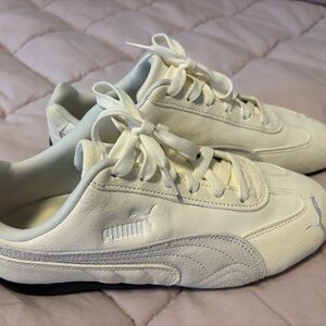 Puma Off-White Sneakers